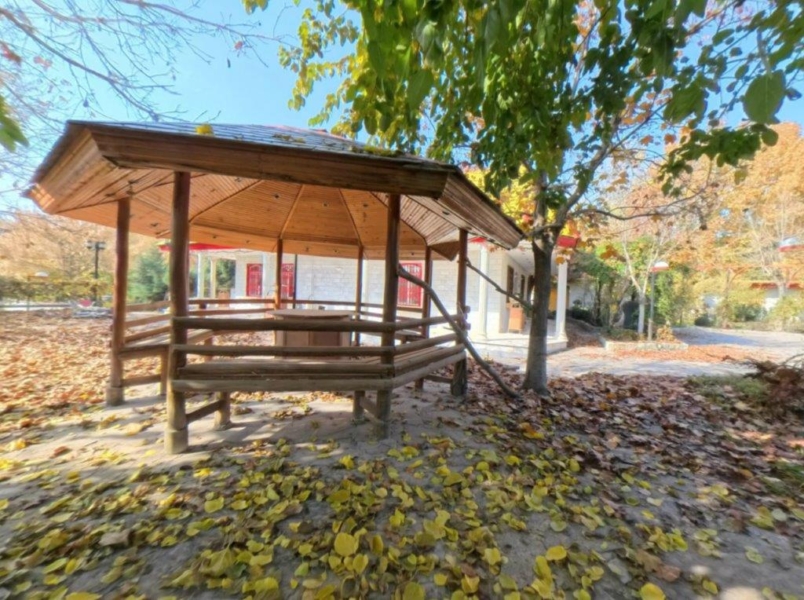 باغ ویلا گلها، کوهسار برای فروش با کد KR99-1020831 - روما۲۴ Roma24 - عکس ۰۱